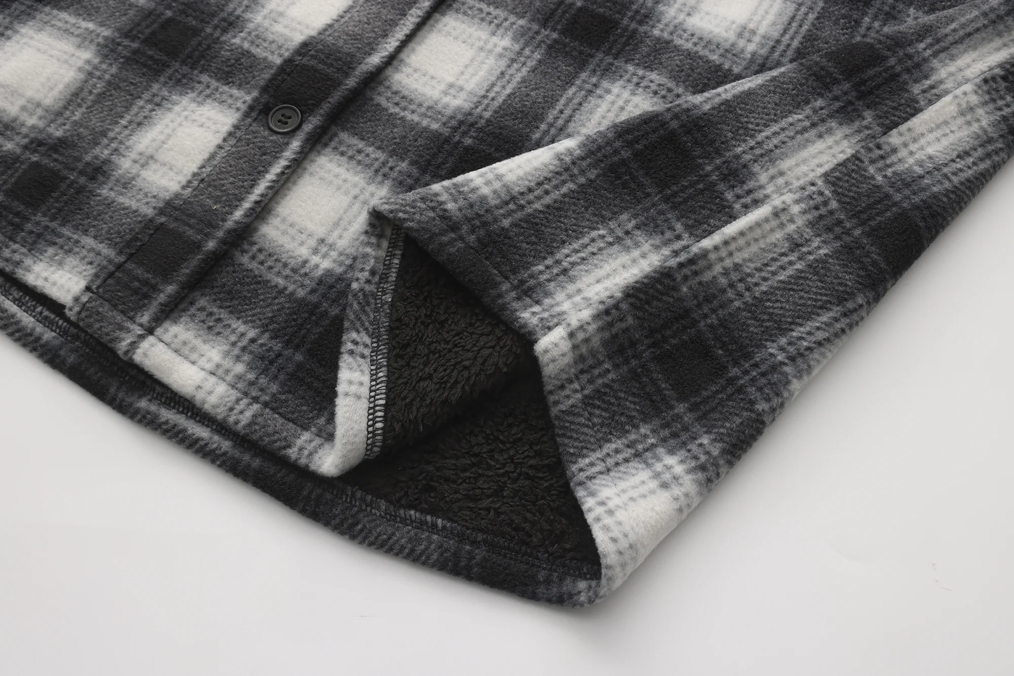 The Burly Sherpa Lined Shirt Jacket. - Image 30